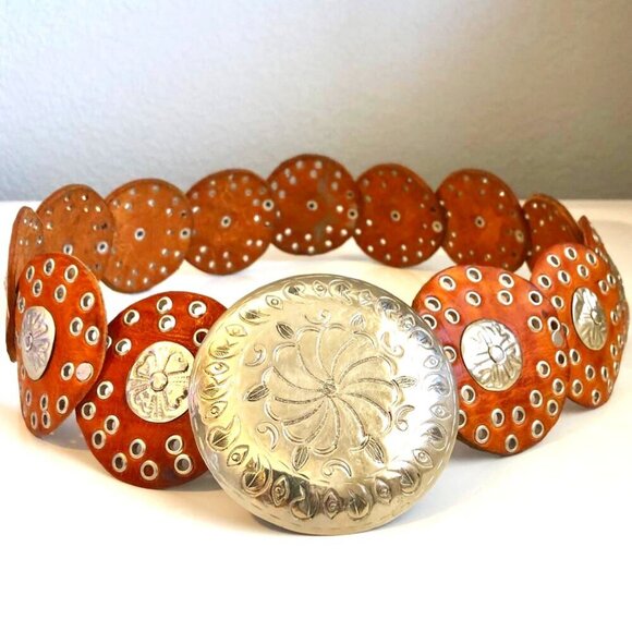 New Handcrafted Y2K Boho Western Concho Belt Tan Leather Silver Medallions OS main image 6